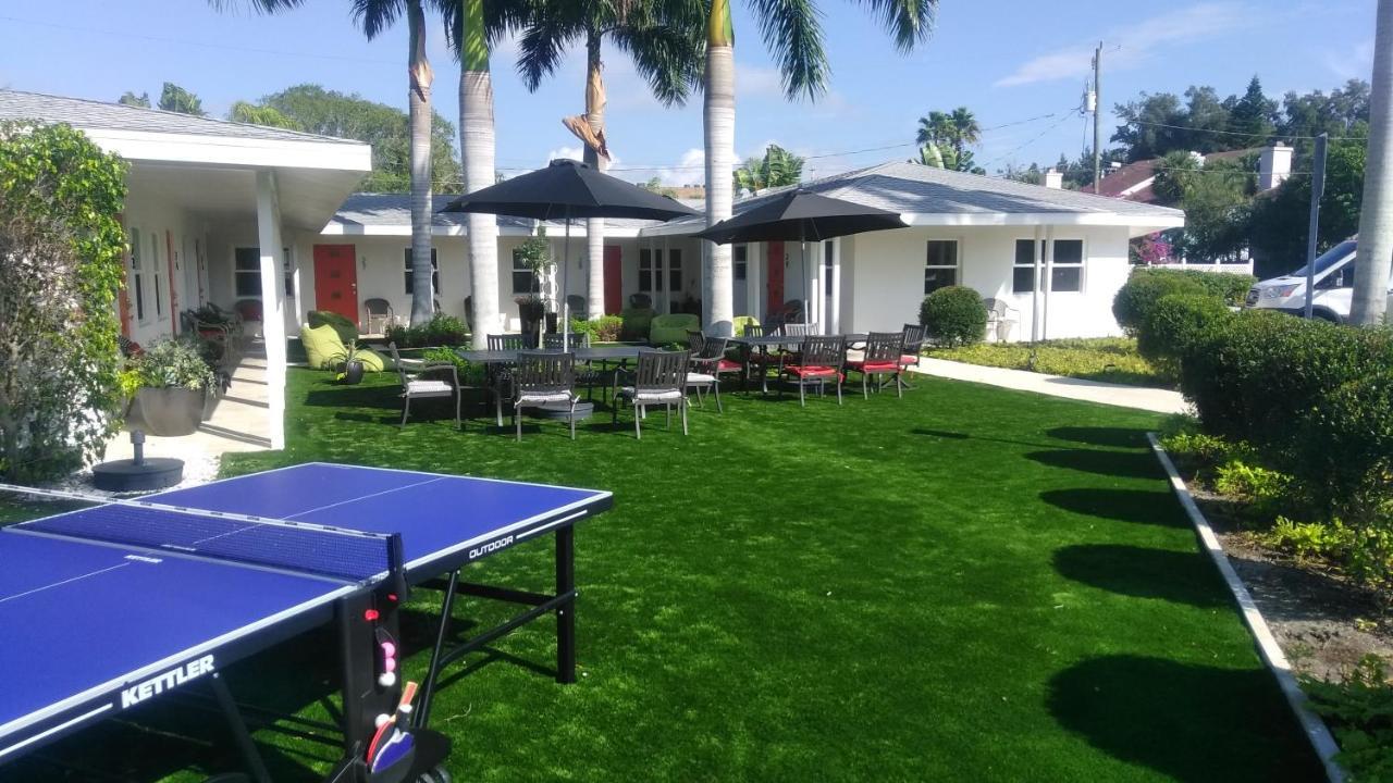 Point O'Rocks Captiva Beach Resort מראה חיצוני תמונה