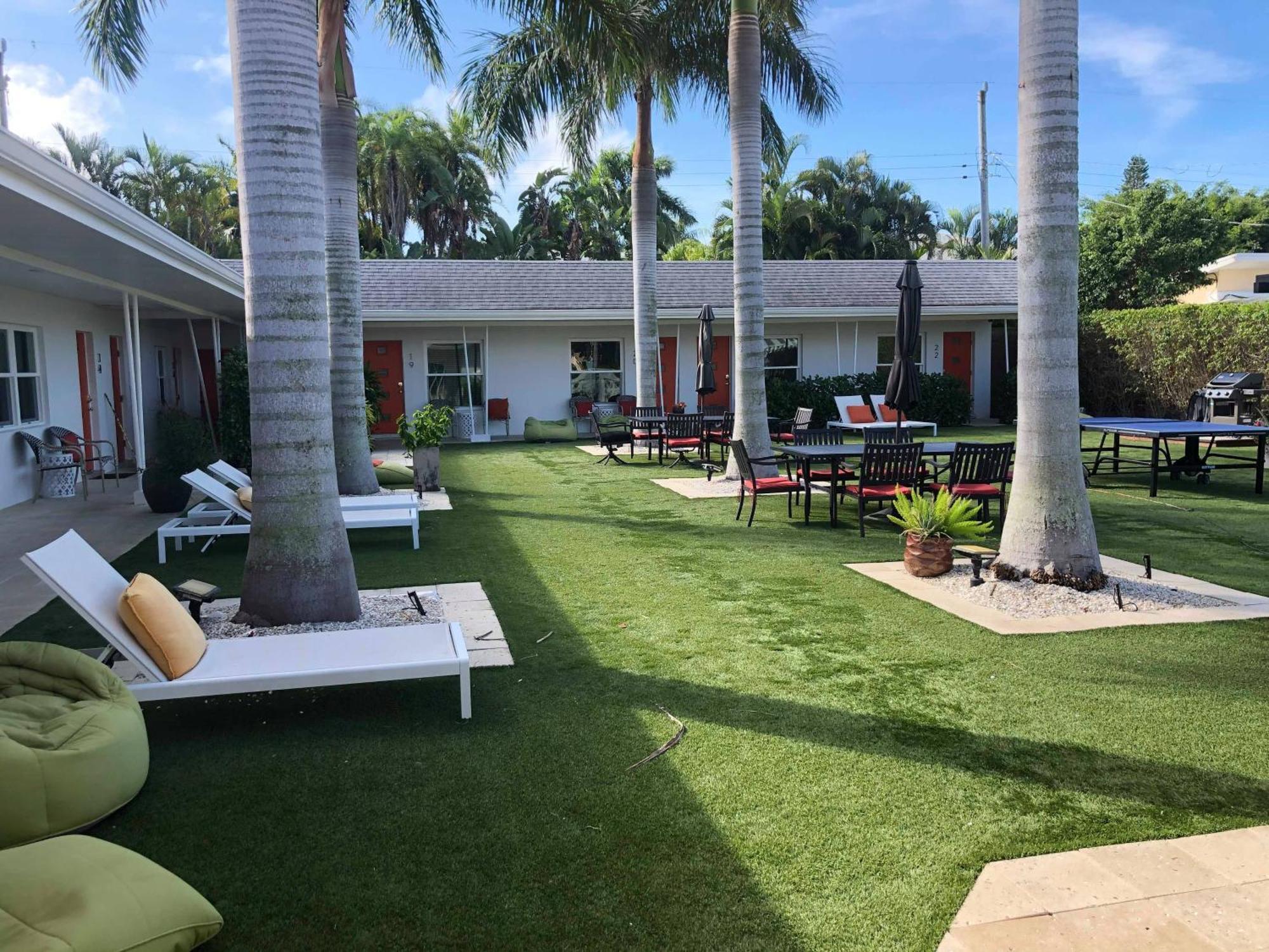 Point O'Rocks Captiva Beach Resort מראה חיצוני תמונה