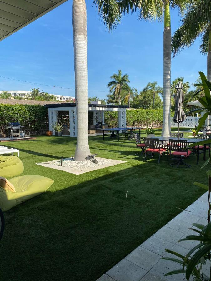 Point O'Rocks Captiva Beach Resort מראה חיצוני תמונה