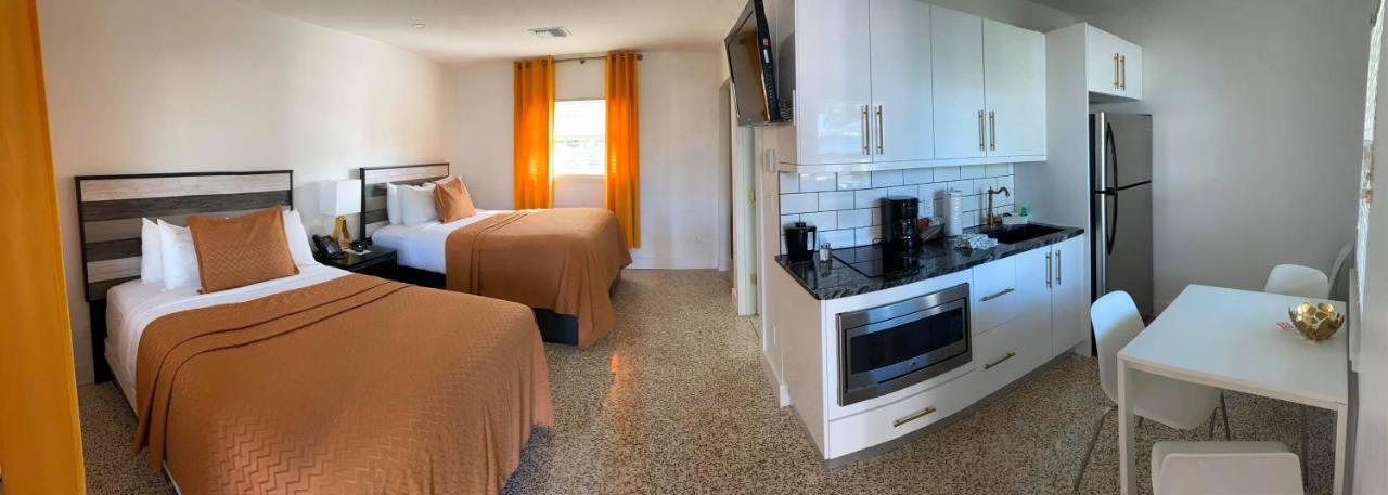 Point O'Rocks Captiva Beach Resort מראה חיצוני תמונה